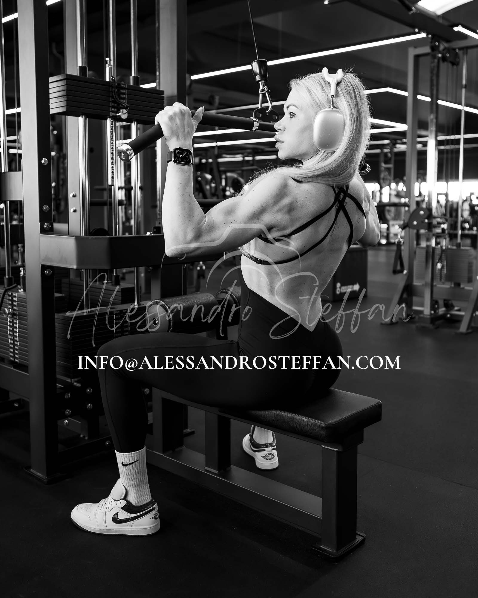 Alessandro Steffan – info@alessandrosteffan.com alessia facchin atleta bikini pro fotografia fitness in bianco e nero