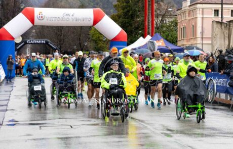 amici di diego partenza gara maratonina della vittoria 2026